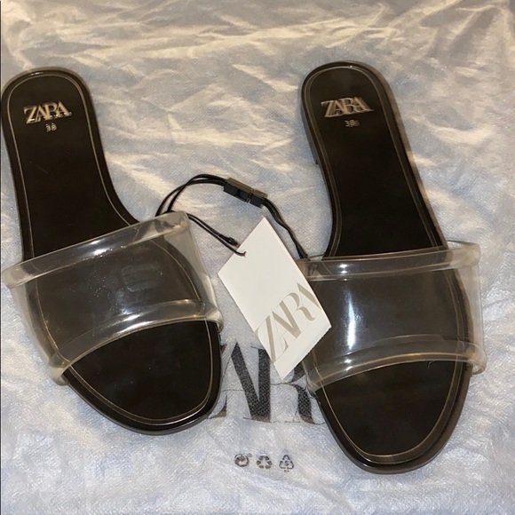 New with tags Zara sandal size 38.. - Picture 2 of 3